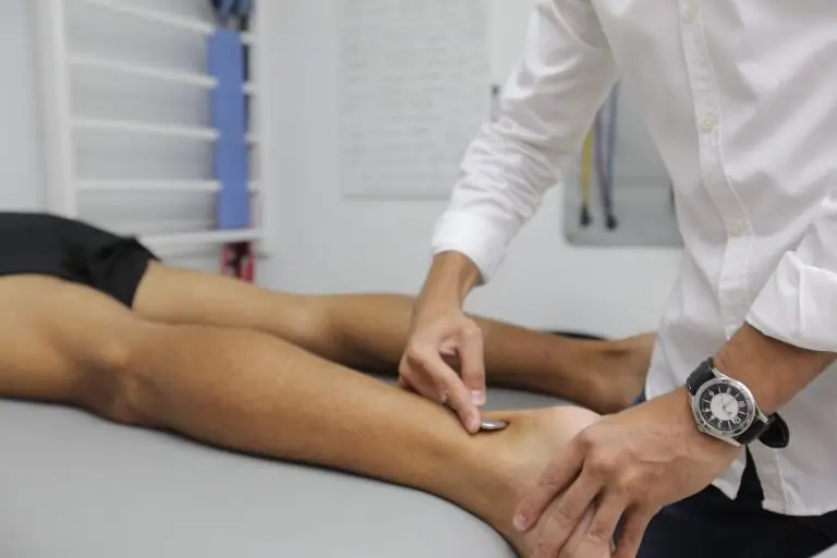 Orthopedic physiotherapy treatment at RCP Health Oakville